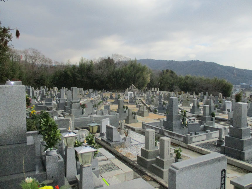 火打墓地の写真　川西市のお墓なら川西霊園ガイド